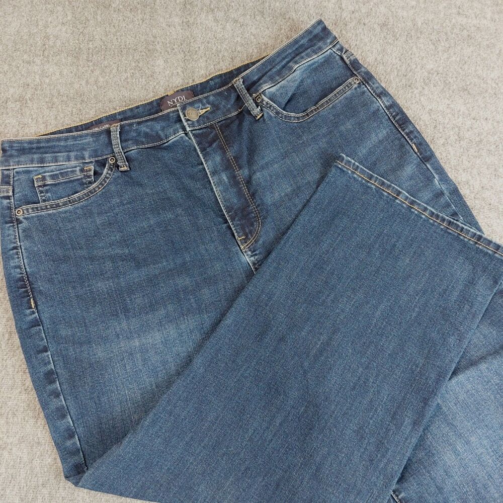 NYDJ Joni Capri Cool Embrace Jeans Women's Size 14 (Fit 34x22) Blue High Rise